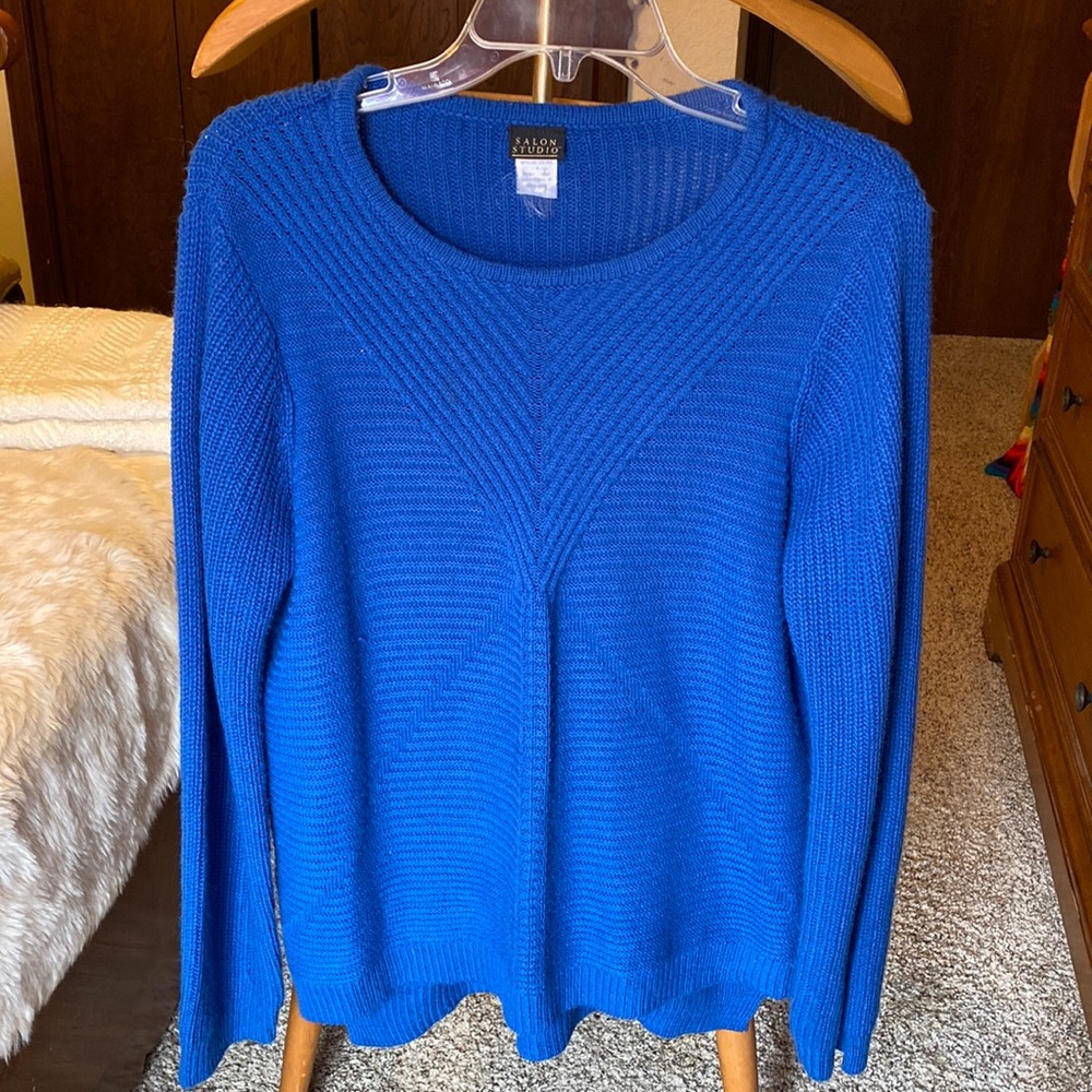 Vintage Sweater - Great Condition!